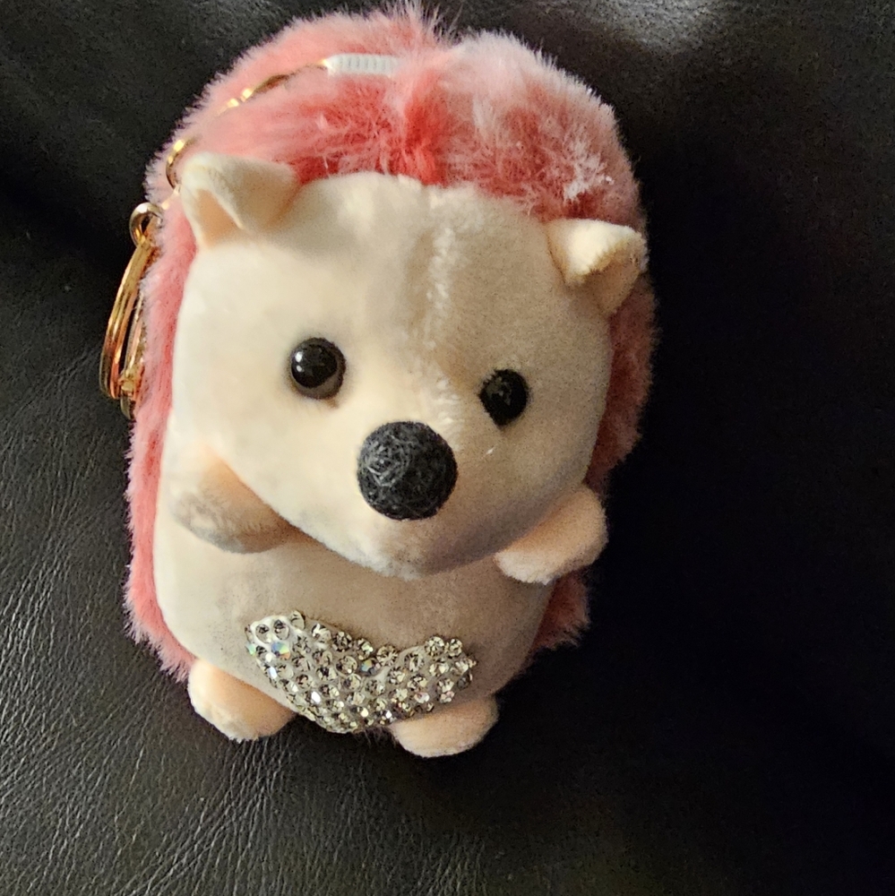 Plush Hedgehog Keychain Purse Charm Pink with Rhinestone Heart New Without Tags - Picture 7 of 7